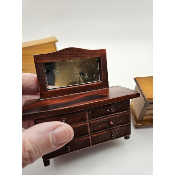 Miniature Dollhouse Furniture Set - Brown and Tan - Picture 5 of 6